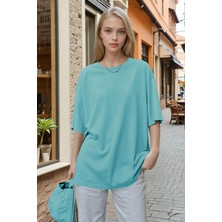 Kadın Mint Yeşili Basic Düz Baskısız Oversize Salas T-Shirt