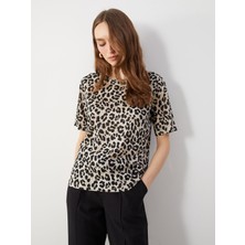 Lc Waikiki Yeni Sezon Bisiklet Yaka Leopar Desenli Kadin Tisort - S5AG54Z8
