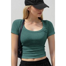 Kadın Petrol Yeşili U Yaka Kısa Kollu Fitilli Kaşkorse Body T-Shirt