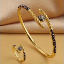 Kadın Siyah Mine Işlemeli Yılan Figürlü Takı Seti – Altın Kaplama Bileklik ve Yüzük