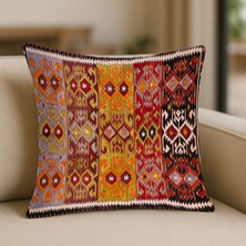 Kilim Motifli Kırlent – Canlı Renkli ve Dayanıklı Kumaş