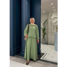Çilek Kumaş Pamuklu Fırfırlı Gömlek Etekli Takım – Yeşil