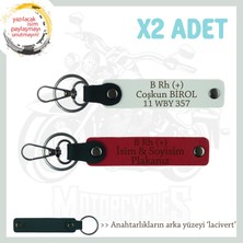 Motosiklet Severlere, Isim Plaka ve B Rh (+) Kan Grubu Yazılı 2' Li Anahtarlık, Kırmızı-Beyaz-Laci