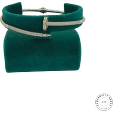 925 Ayar Gümüş Çivi Model Altın Kaplama Yarı Zirkon Taşlı Kadın Kelepçe Bileklik