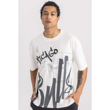 DeFactoFit NBA Chicago Bulls Oversize Fit Bisiklet Yaka Kısa Kollu Tişört W6349AZ24SM