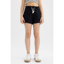 DeFacto Kız Çocuk Beli Bağcıklı Şort Siyah Rahat Kesim Günlük Kullanım İçin Şık Tasarım