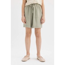 DeFacto Kız Çocuk Viskon Şort Rahat Kesim Yazlık Şık Tasarım ile Konfor Sunar