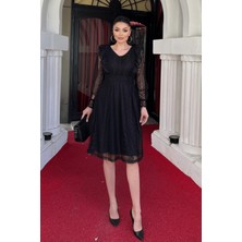 Dantel Kumaş Düğme Detaylı Elbise - Siyah