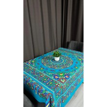 Turkuaz Zemin Renkli Etnik Desenli Masa Örtüsü – 170X170 Cm, Dijital Baskılı, Kolay Temizlenir