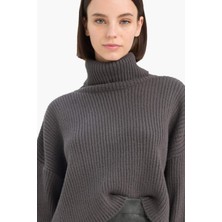 DeFacto Oversize Geniş Kalıp Balıkçı Yaka Triko Kazak L0986AZ24CW