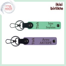 Doğum Gününe Hediye, Türk Yazısı Temalı Kişisel Isimli 2’li Anahtarlık Takımı, Yeşil-Mor