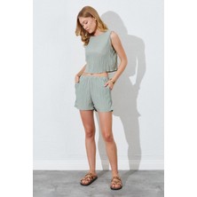 Kadın Çağla Kolsuz Bluzlu Şortlu Takım