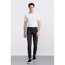 DeFacto Pedro Slim Fit Dar Kalıp Normal Bel Dar Paça Jean Pantolon D5480AX25SP