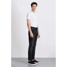 DeFacto Pedro Slim Fit Dar Kalıp Normal Bel Dar Paça Jean Pantolon D5480AX25SP