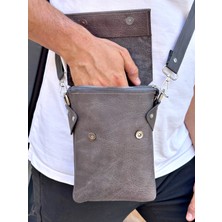 Hakiki Deri Kapaklı Postacı Çantası – Şık ve Retro Tasarım, Günlük Kullanıma Uygun