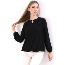 Kadoma Kadın Bordo Pileli Damla Yaka Aksesuarlı Örme Jakar Esnek Penye Uzun Kol Bluz & Tesettür Bluz