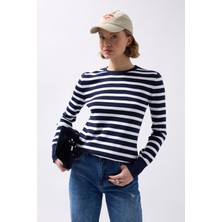 Bisiklet Yaka Çizgili Beyaz-Lacivet Bluz