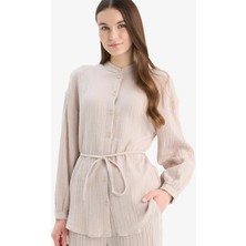 DeFacto Relax Fit Basic Bağcıklı Müslin Gömlek E1107AX25SP