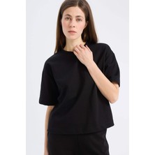 DeFacto Relax Fit Bisiklet Yaka Basic Düz Kısa Kollu Siyah Tişört C7630AX25SP