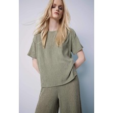 DeFacto Relax Fit Bisiklet Yaka Basic Düz Bürümcük Kısa Kollu Siyah Tişört C3843AX25SP