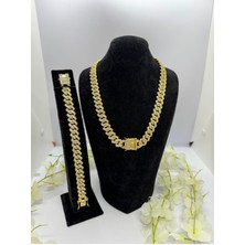 22 Ayar Altın Kaplama Özel Parlayan Taşlı Set : Kolye Bileklik LVD532