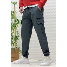 Erkek Kargo Cepli Modelli Paraşüt Jogger Pantolon