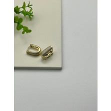 Gömme Taşlı Klasik Vıp Küpe