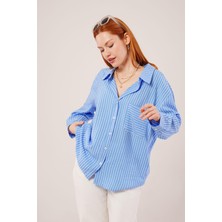 Edolika Çizgi Detaylı Cepli Mavi Gömlek