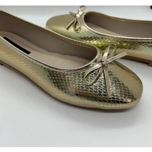 Moda Gonzara Kurdeleli Babet