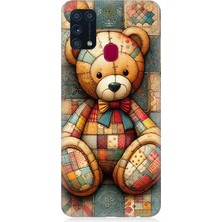 Samsung Galaxy M31 Uyumlu Yamalı Kalpli Oyuncak Ayı  Desenli Silikon Kılıf