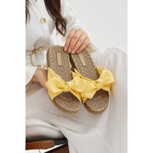 Moda Devrin Sarı Fiyonk Kadın Terlik Kaymaz Taban Havuz ve Plaj Kullanımı İçin Rahat