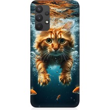 Samsung Galaxy A32 Uyumlu Suda Yüzen Kedi  Desenli Silikon Kılıf
