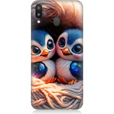 Samsung Galaxy M20 Uyumlu Yuvalarında Sevimli Penguenler  Desenli Silikon Kılıf