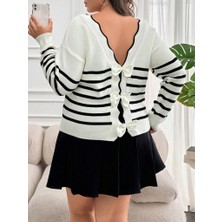 Kadın Beyaz Sırt Bağlama Detaylı Çizgi Desen Triko Bluz