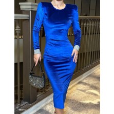 Kadın Bisiklet Yaka Vatkalı Manşet Detay Kadife Kumaş Midi Boy Elbise