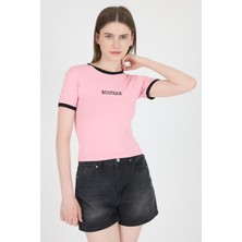Pembe Yazı Baskılı Biyeli Pamuklu Slim Fit Tişört 9192M