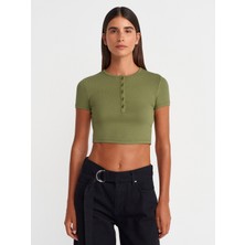 31647 Düğme Detaylı Crop Top-Açık Haki