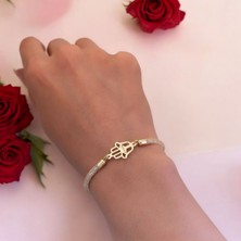 Archin Leyla İsmine Özel Hasır Kordonlu Hamsa Motifli 14 Ayar Altın Plakalı Hediye Bileklik-499İsim