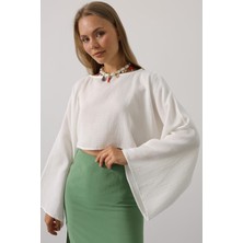 Yarasa Kollu Crop Bluz