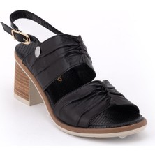 D25YS-2610 Mammamia Sandalet