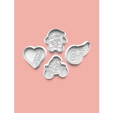 Aktastore Arazi Yarışı Kurabiye Kalıbı ve Şeker Hamuru Kalıbı 4'lü Set