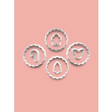 Aktastore Yıllbaşı Hamur Kesici Kurabiye Kalıbı ve Şeker Hamuru Kalıbı Set