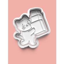 Aktastore Hediye Taşıyan Kedi Kurabiye Kalıbı ve Şeker Hamuru Kalıbı