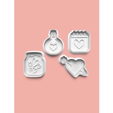 Aktastore Kalpli Figürler Kurabiye Kalıbı ve Şeker Hamuru Kalıbı 4'lü Set