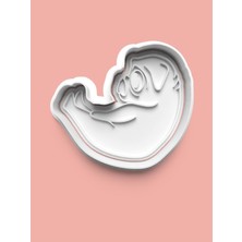 Aktastore Yoga Yapan Pug Köpeği Figürü Kurabiye Kalıbı ve Şeker Hamuru Kalıbı