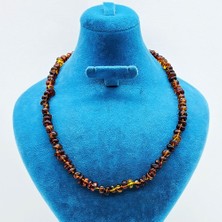 Koyu Renkte Yetişkin Damla Kehribar Kolye