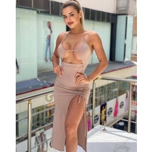 Pink Life Nude Derin Yırtmaçlı Göğüs Dekolteli Sandy Kumaş Midi Elbise