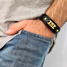 Archin Aile Temalı Oval Motifli 14 Ayar Altın Plakalı Doğal Siyah Derili Hediye Bileklik-438SEMBOL