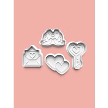 Aktastore Kalp Kurabiye Kalıbı ve Şeker Hamuru Kalıbı 4'lü Set