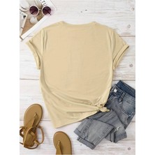 Kadın Pamuklu Ön Baskılı Papatya Kelebek Tasarım Tshirt